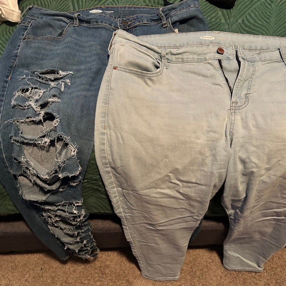 2 pair of Old Navy jeans
